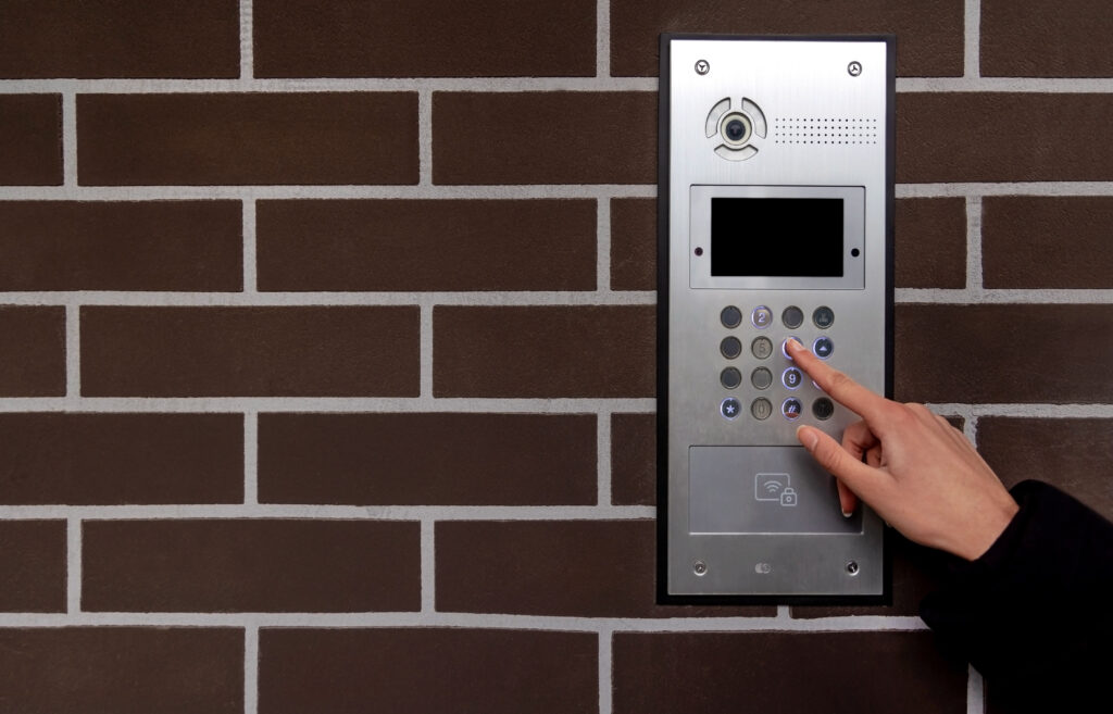 telefonspynes, mano bustas